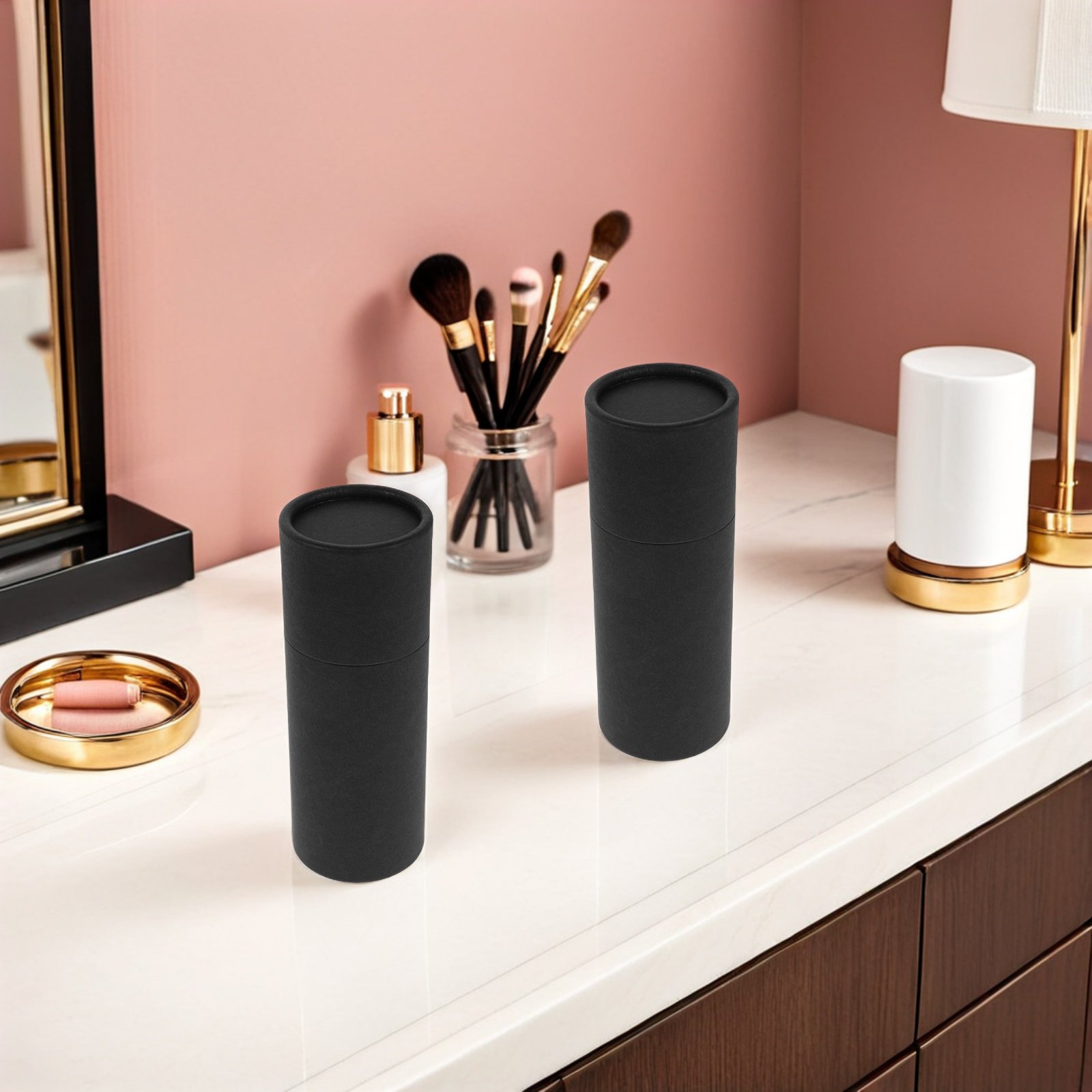 クラフト紙製の筒型容器6個セット。蓋付きの丸い段ボール製で、 - Essential Oils のレビューと価格